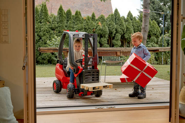 BIG Kinder-Gabelstapler Linde 394